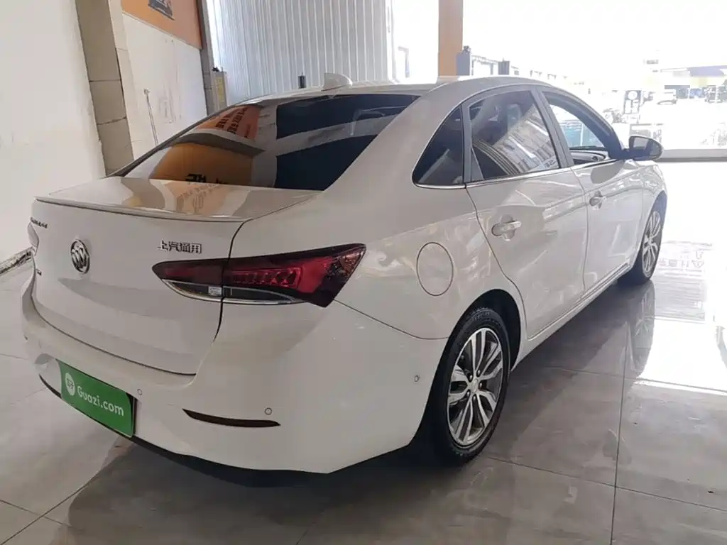 Buick Excelle — миниатюра 7