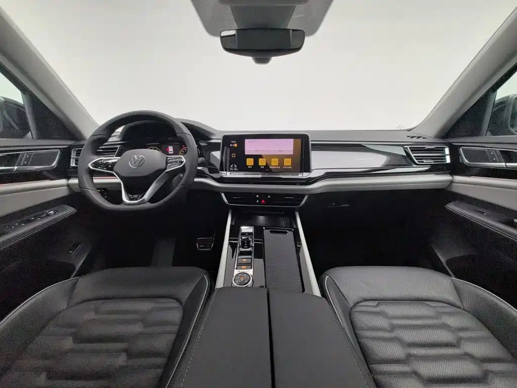 Volkswagen Teramont — миниатюра 5