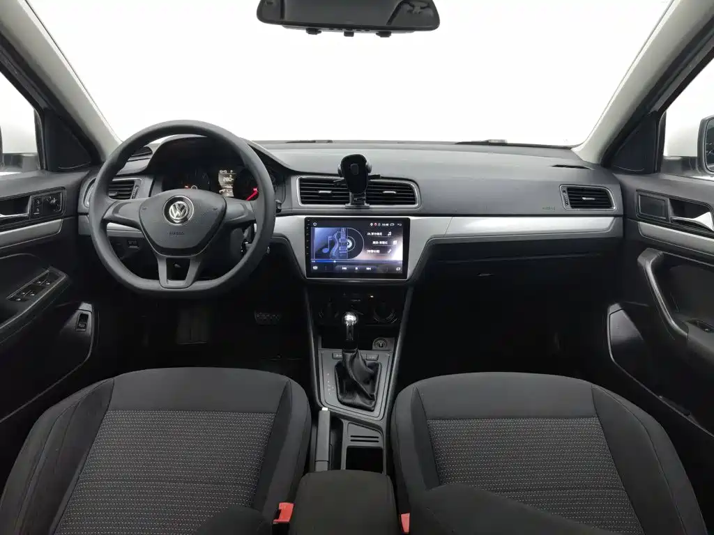 Volkswagen Lavida — миниатюра 5