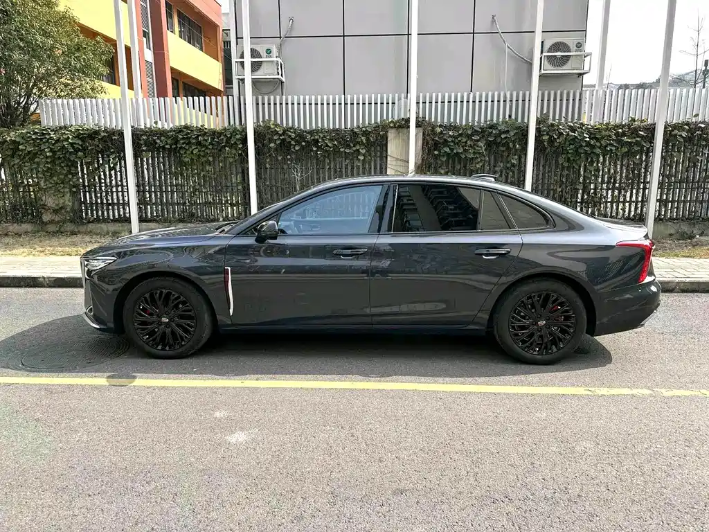 Hongqi Hongqi H5 — миниатюра 4