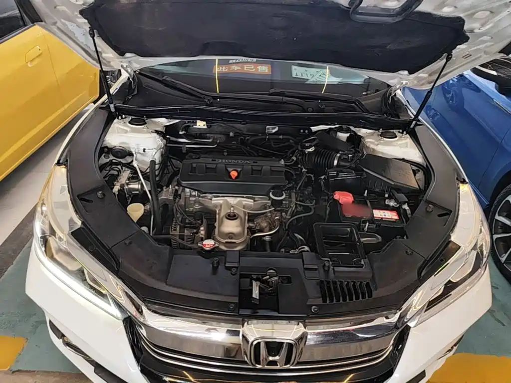 Honda Accord — миниатюра 20