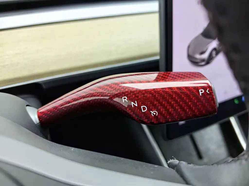 Tesla Model 3 — миниатюра 13