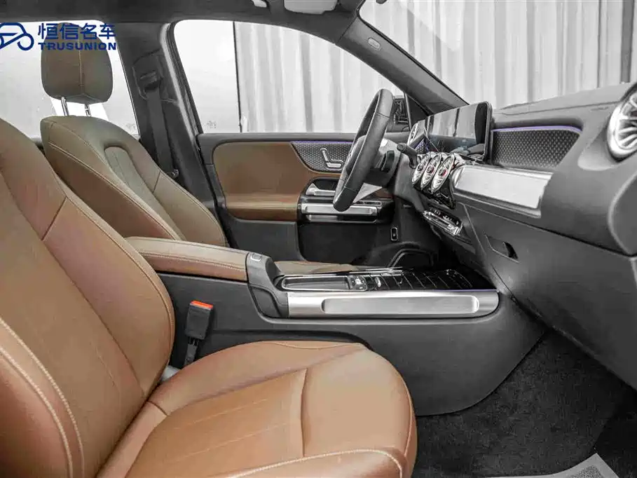 Mercedes-Benz GLB — миниатюра 15