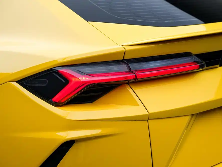 Lamborghini Urus — миниатюра 10