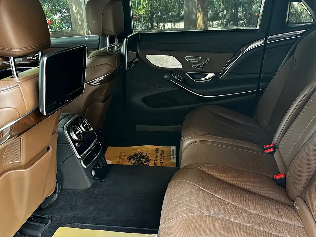 Mercedes-Benz S-Class — миниатюра 7