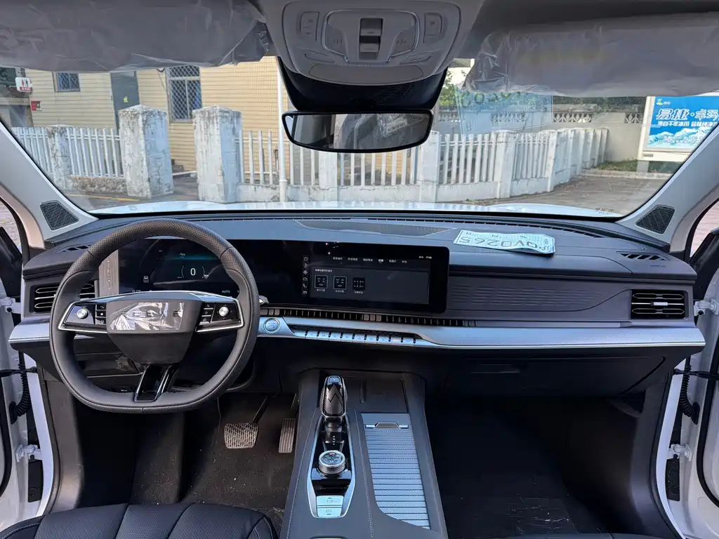 Roewe RX9 — миниатюра 25