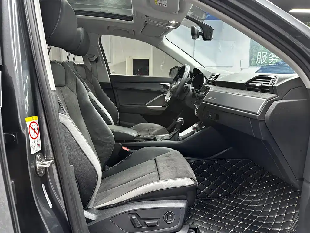 Audi Q3 — миниатюра 12
