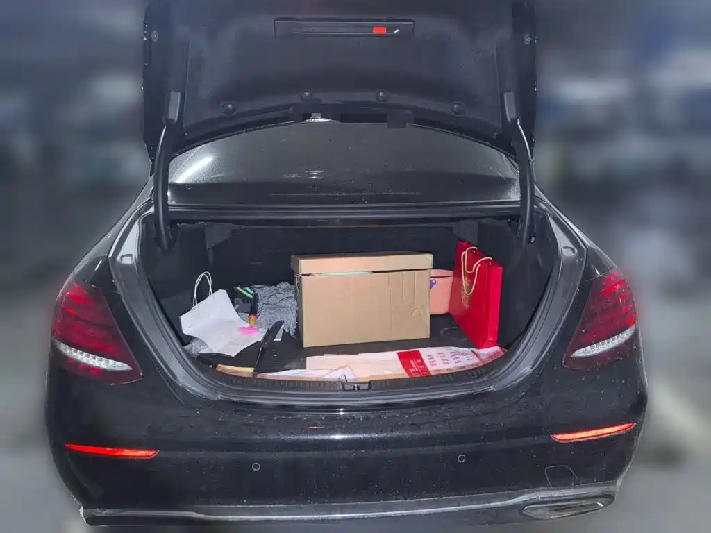 Mercedes-Benz E-Class E 2020 E 300 L Fashion