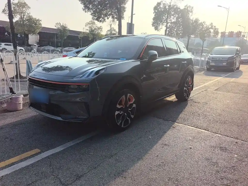 Lynk & Co 06 — миниатюра 8