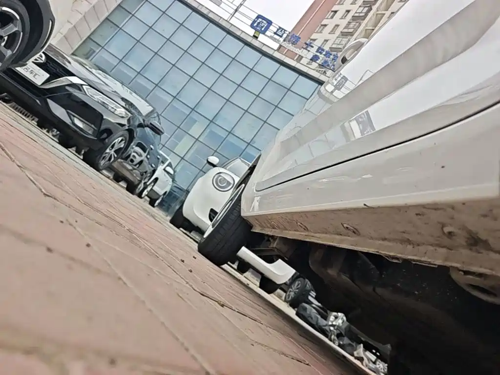 Wuling MINIEV — миниатюра 21