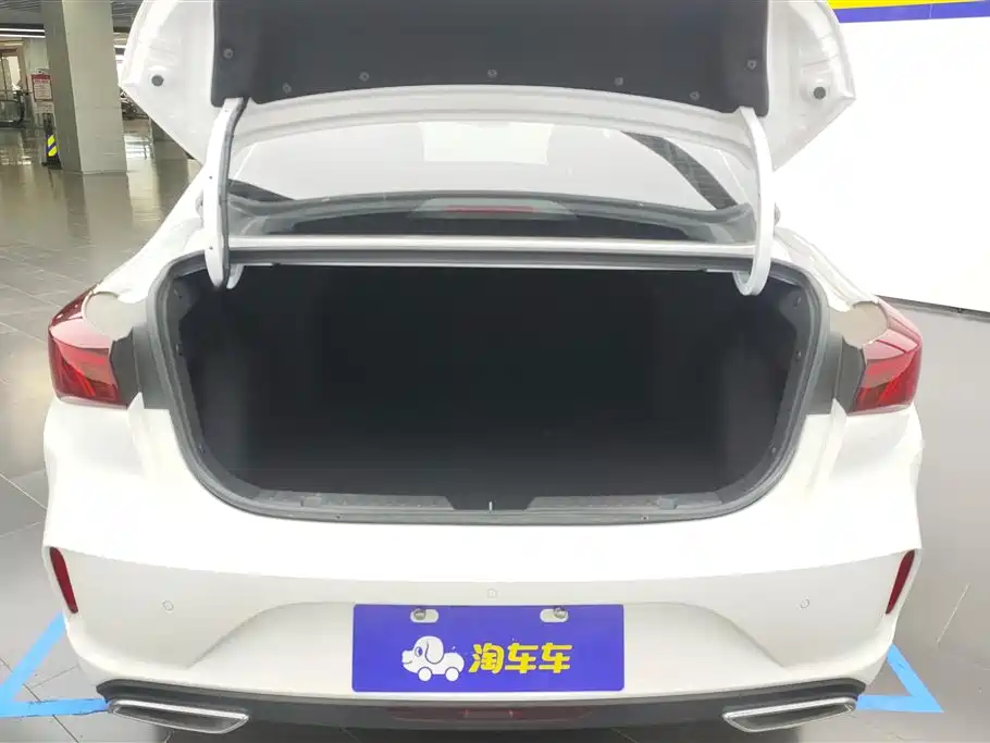 Changan Eado 2023 Enjoy PLUS NE 1.4T GDI DCT Luxury