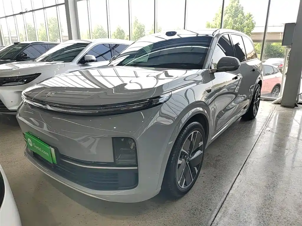 Li Auto Li L9 2025