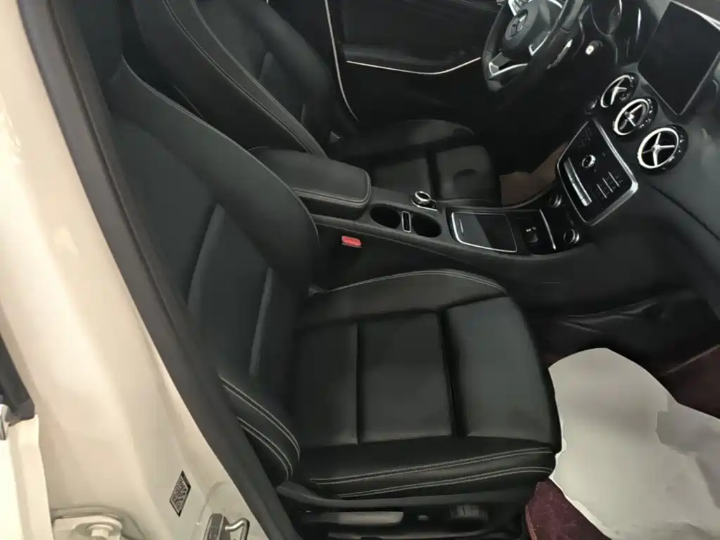Mercedes-Benz GLA — миниатюра 25