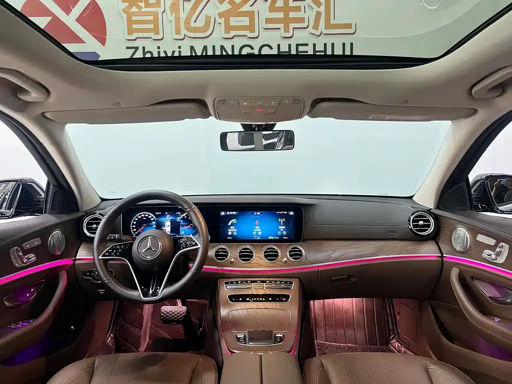 Mercedes-Benz E-Class — миниатюра 5