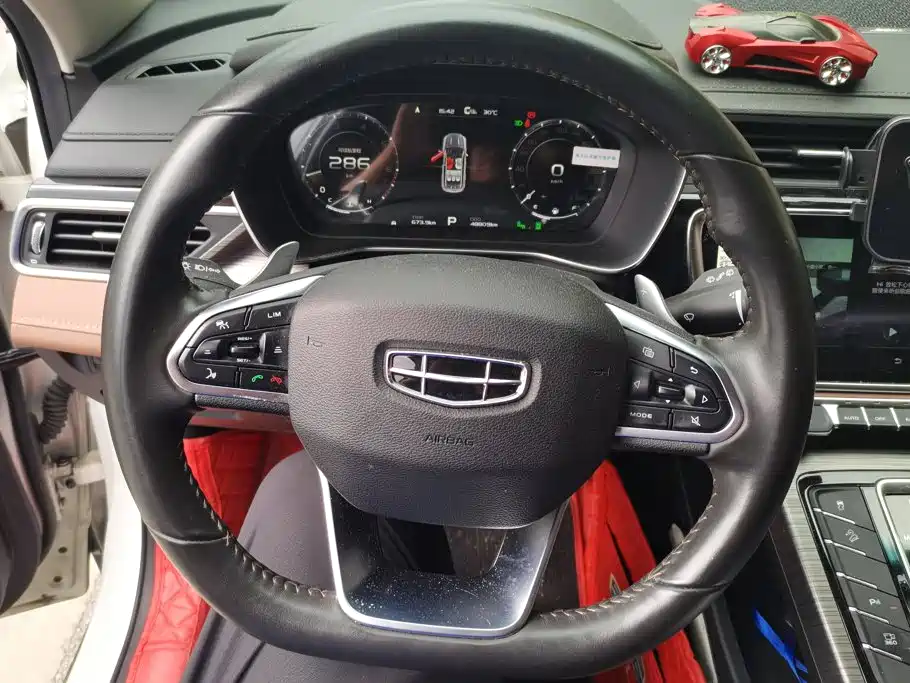 Geely Boyue — миниатюра 15
