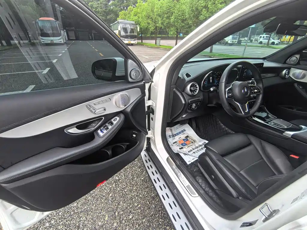 Mercedes-Benz GLC — миниатюра 8