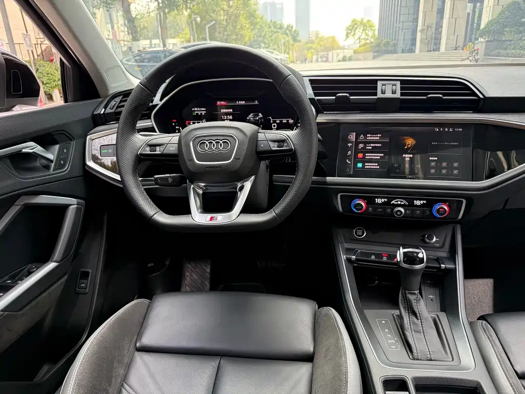 Audi Q3 Sportback — миниатюра 7