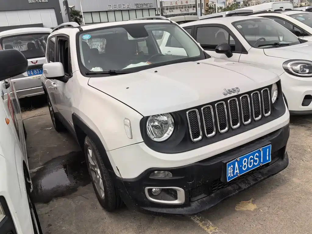 Jeep Renegade — миниатюра 2
