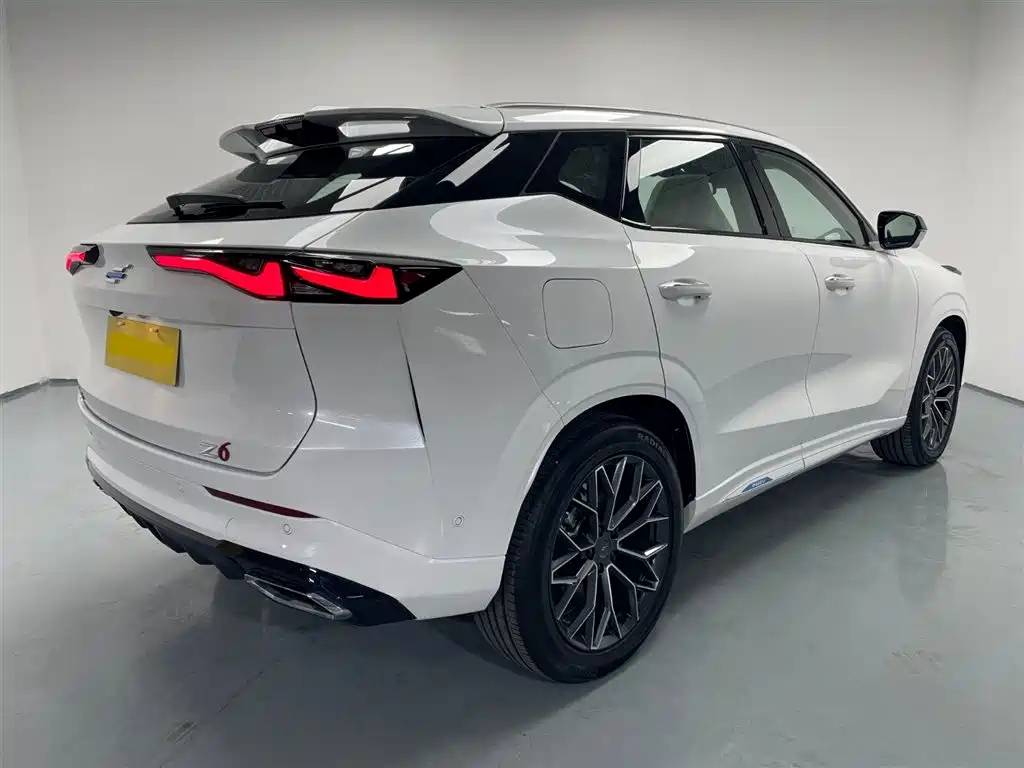 CHANGAN CHANGAN AUCHAN Z6 NEW ENERGY