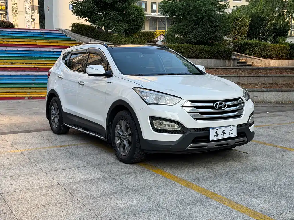 Hyundai Santa Fe — миниатюра 3