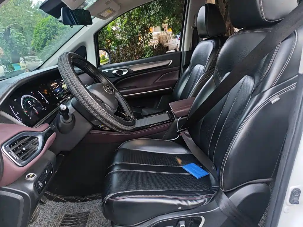 GAC Motor Trumpchi M6 — миниатюра 12