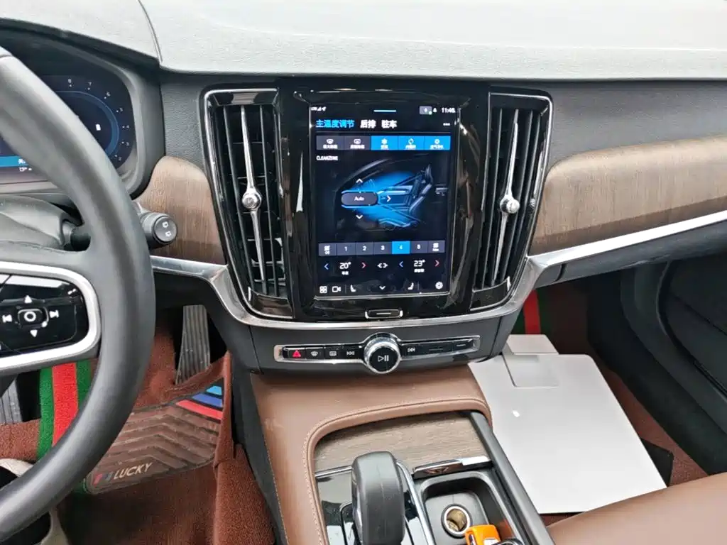 Volvo V90 — миниатюра 18