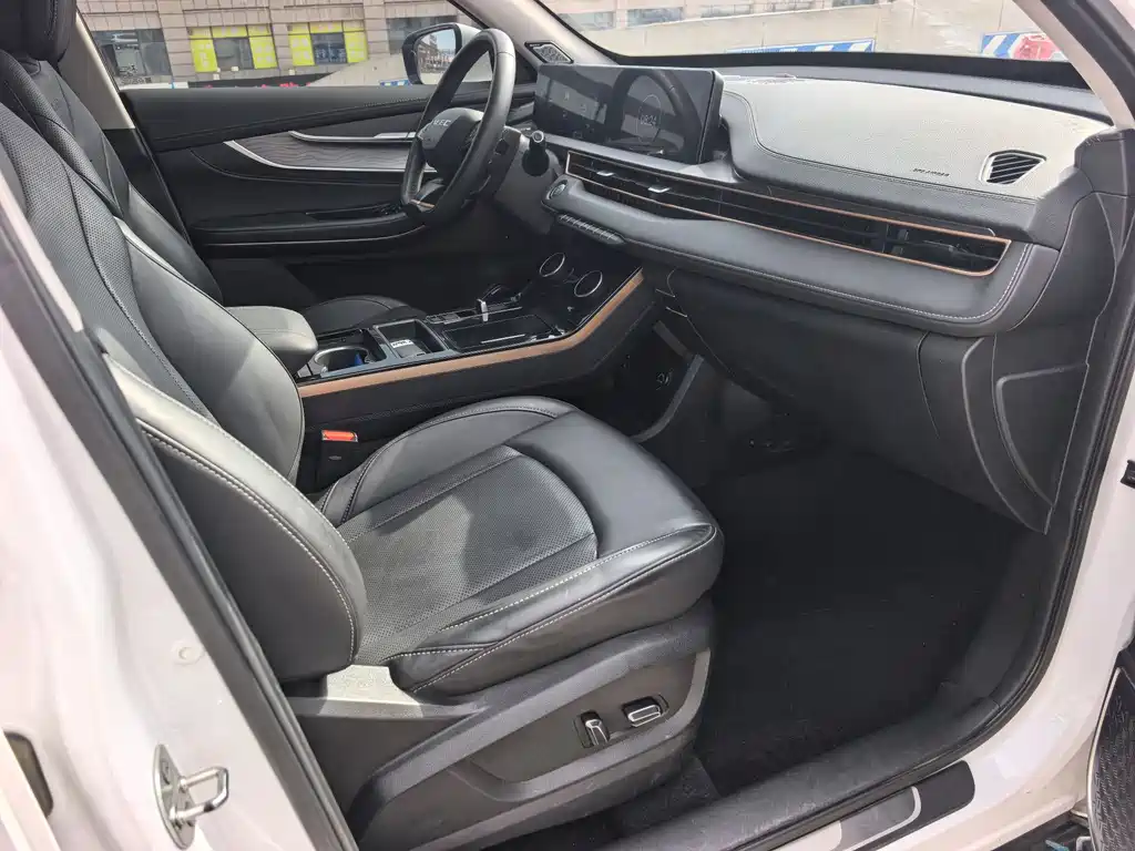 Exeed Zhaofeng C-DM — миниатюра 10