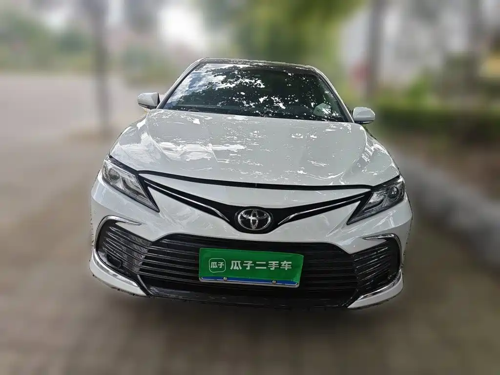 Toyota Camry — миниатюра 23