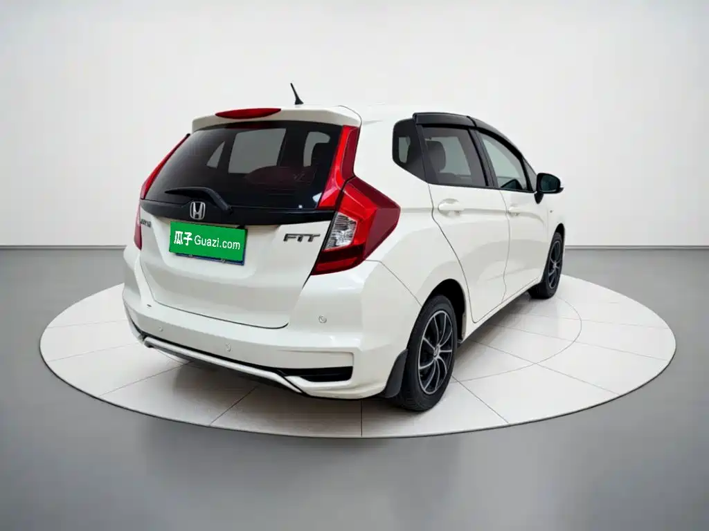 Honda Fit — миниатюра 4