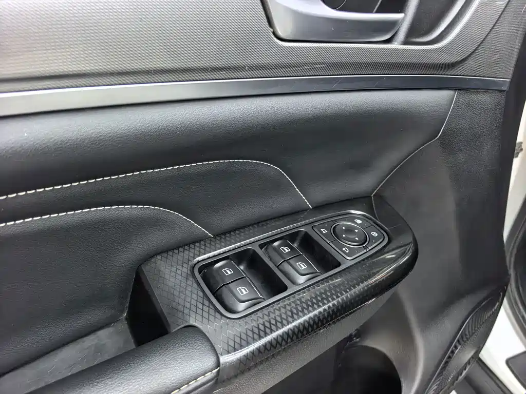 Haval M6 — миниатюра 14