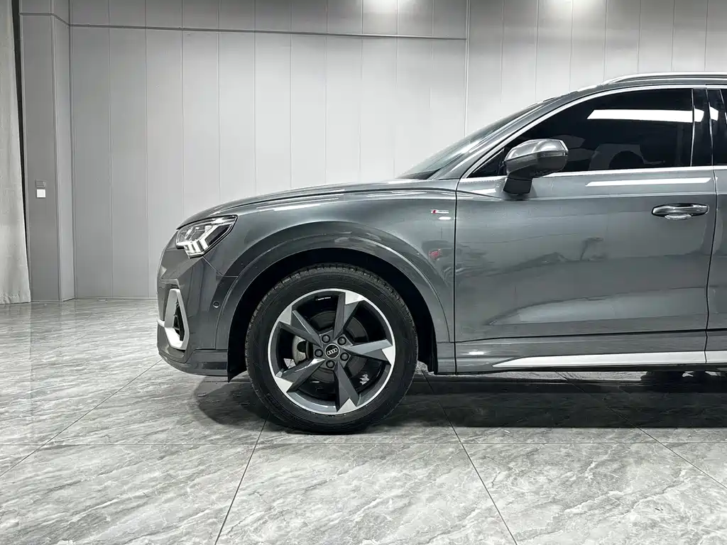 Audi Q3 — миниатюра 8
