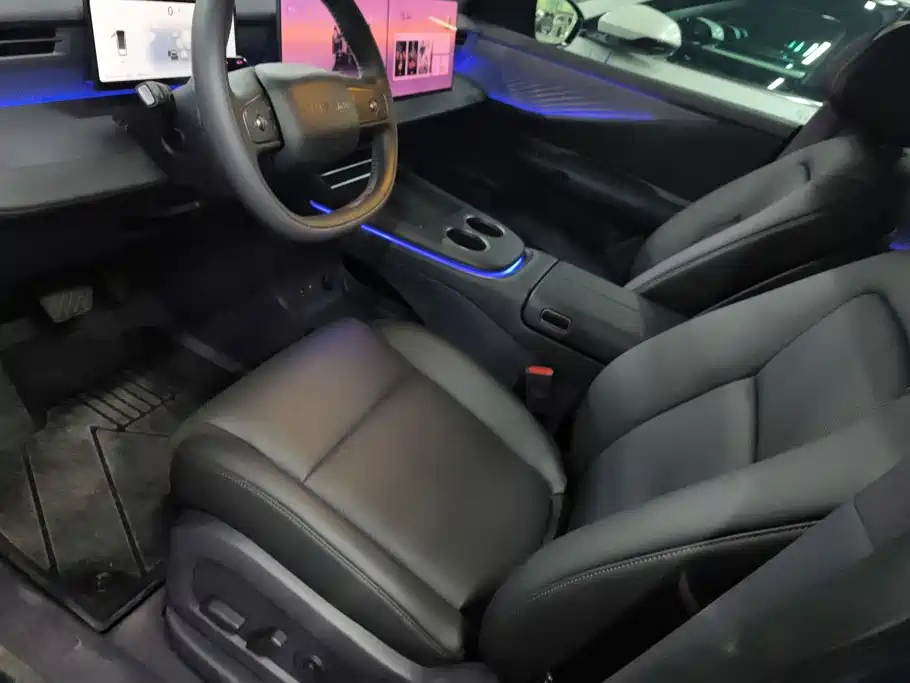 Nissan NX8 — миниатюра 9
