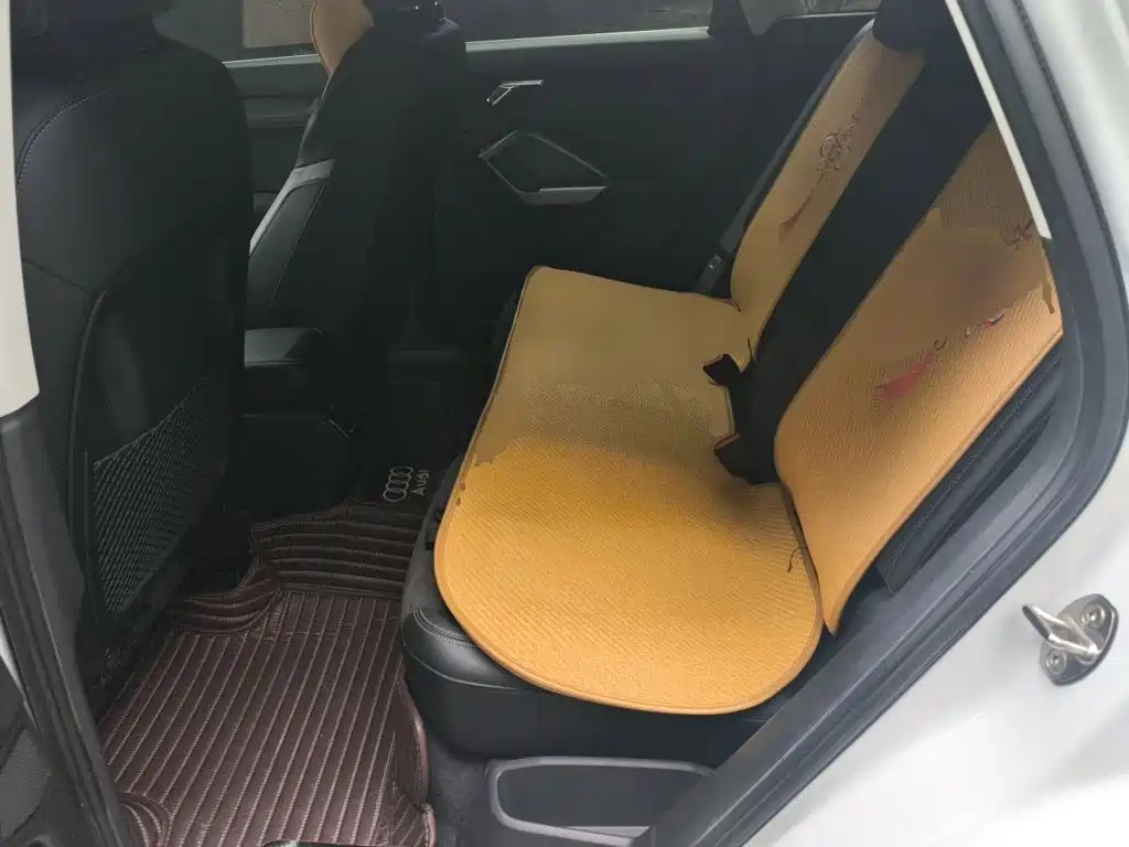 Audi Q3 — миниатюра 13