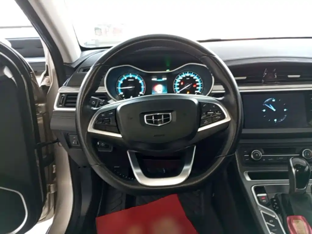Geely Emgrand — миниатюра 11