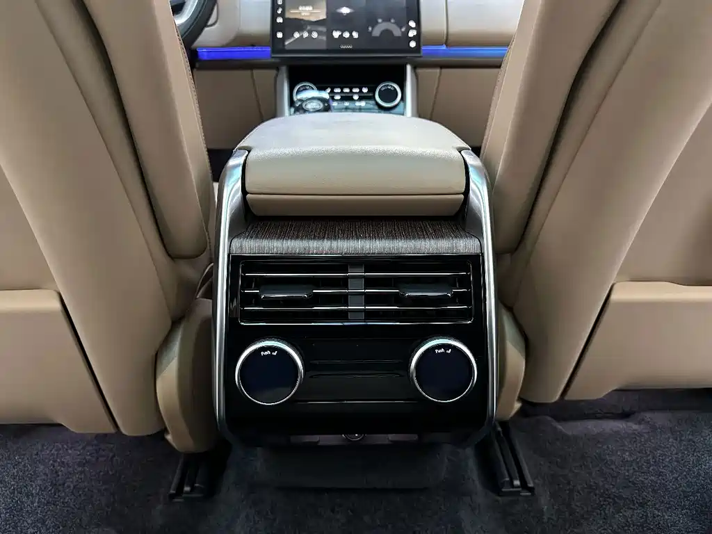 Land Rover Range Rover — миниатюра 20