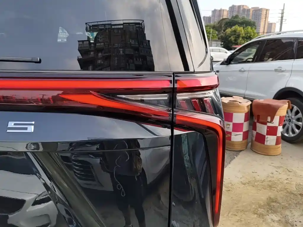 Maxus Dajia 9 — миниатюра 8