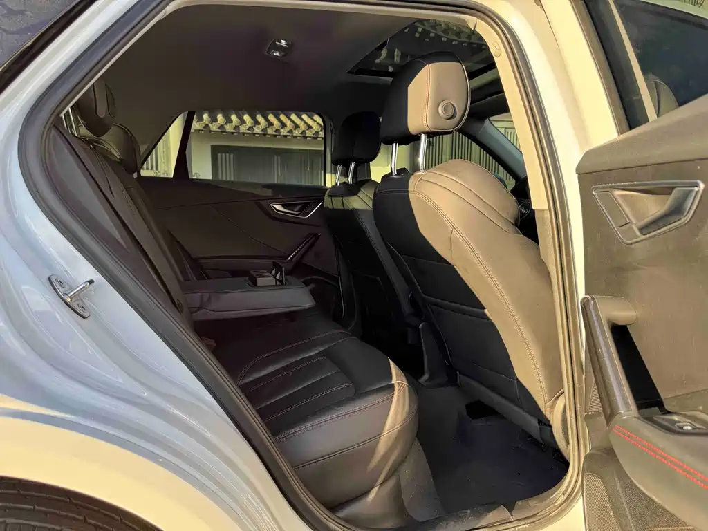 Audi Q2L — миниатюра 9
