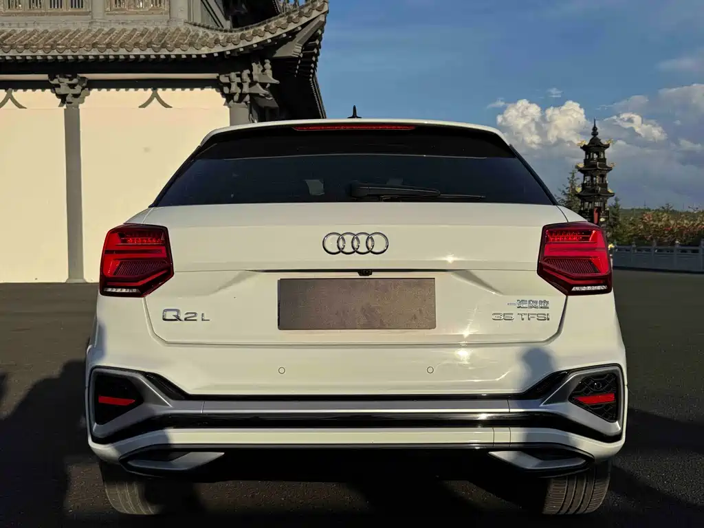Audi Q2L — миниатюра 5