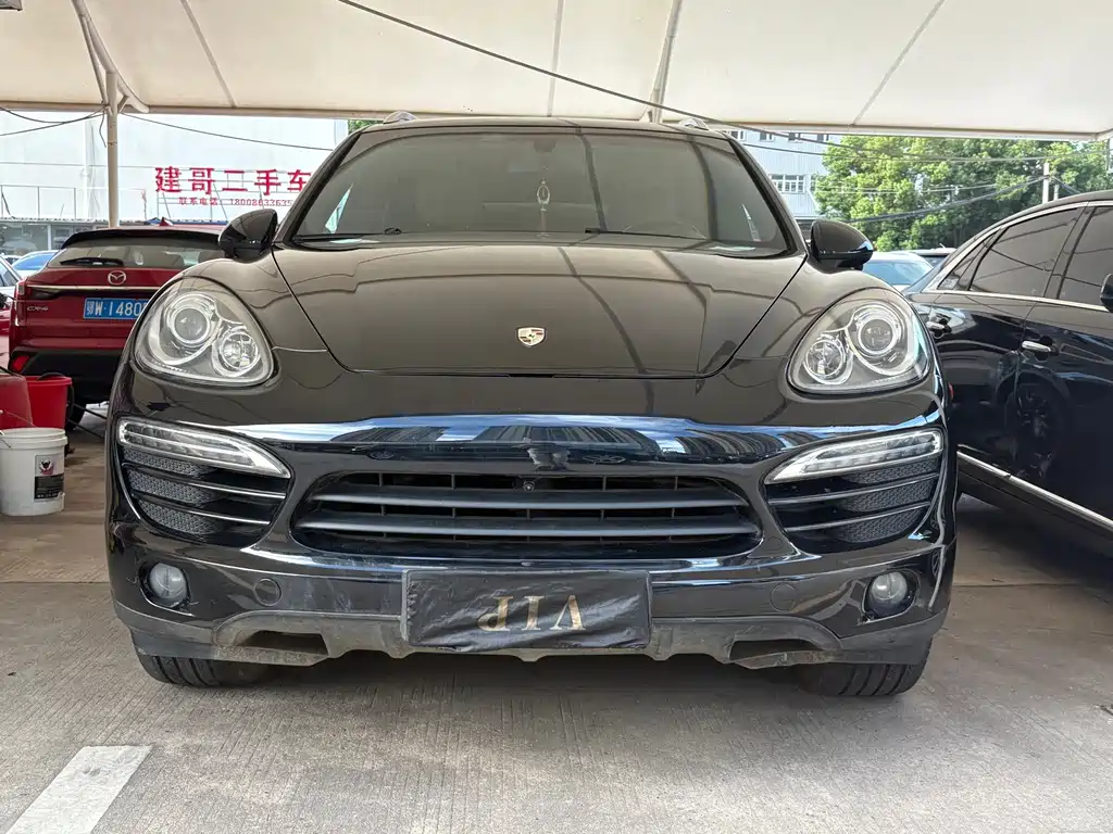 Porsche Cayenne — миниатюра 2