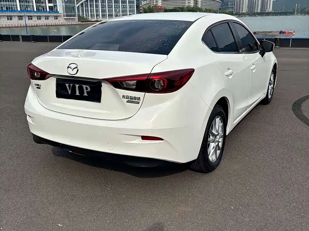Mazda 3 Axela — миниатюра 8