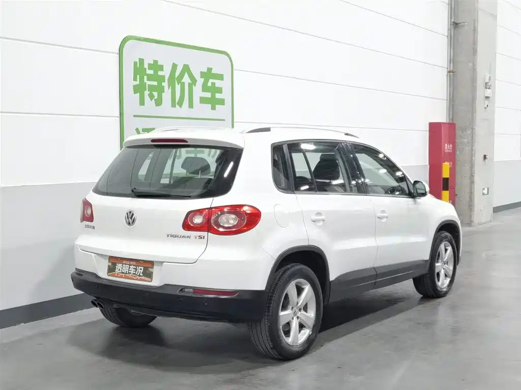 Volkswagen Tiguan 2012 1.8TSI MT