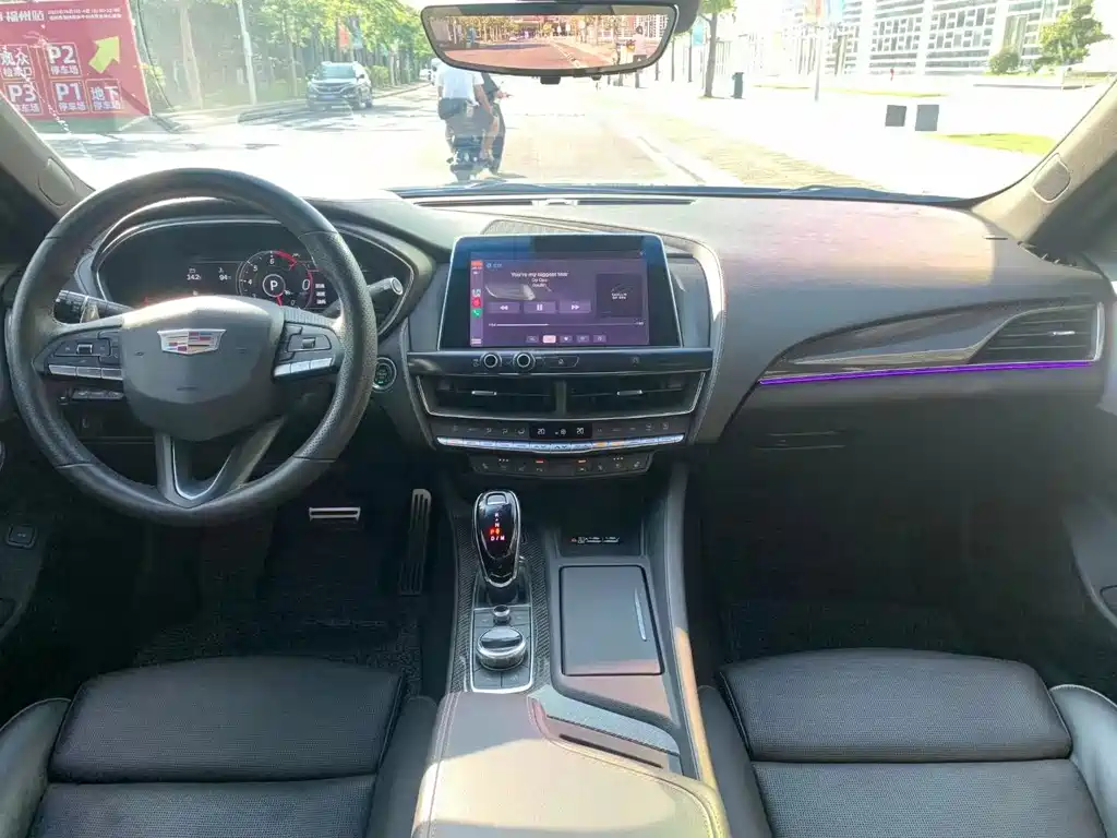 Cadillac CT5 — миниатюра 4