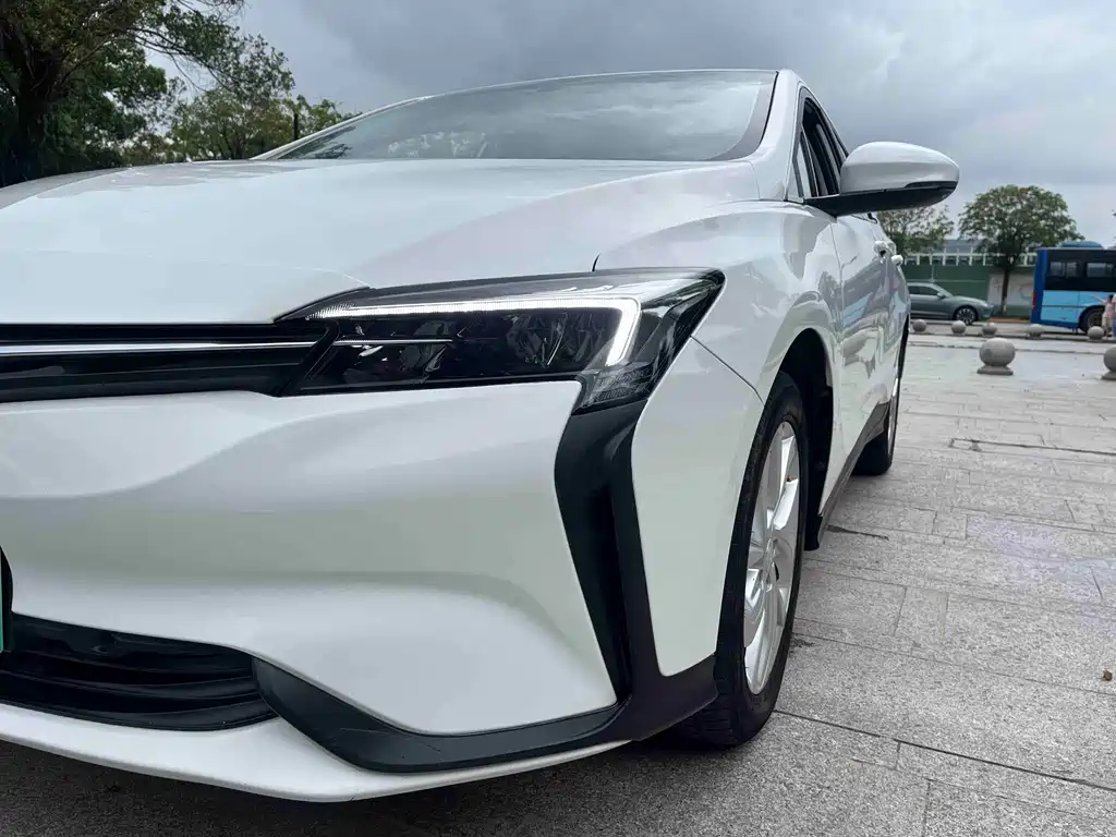 Buick Velite 6 — миниатюра 18