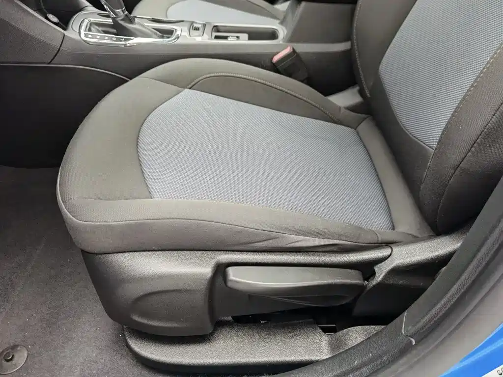 Chevrolet Cruze — миниатюра 20