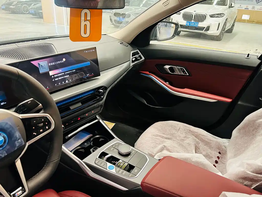 BMW i3 — миниатюра 13