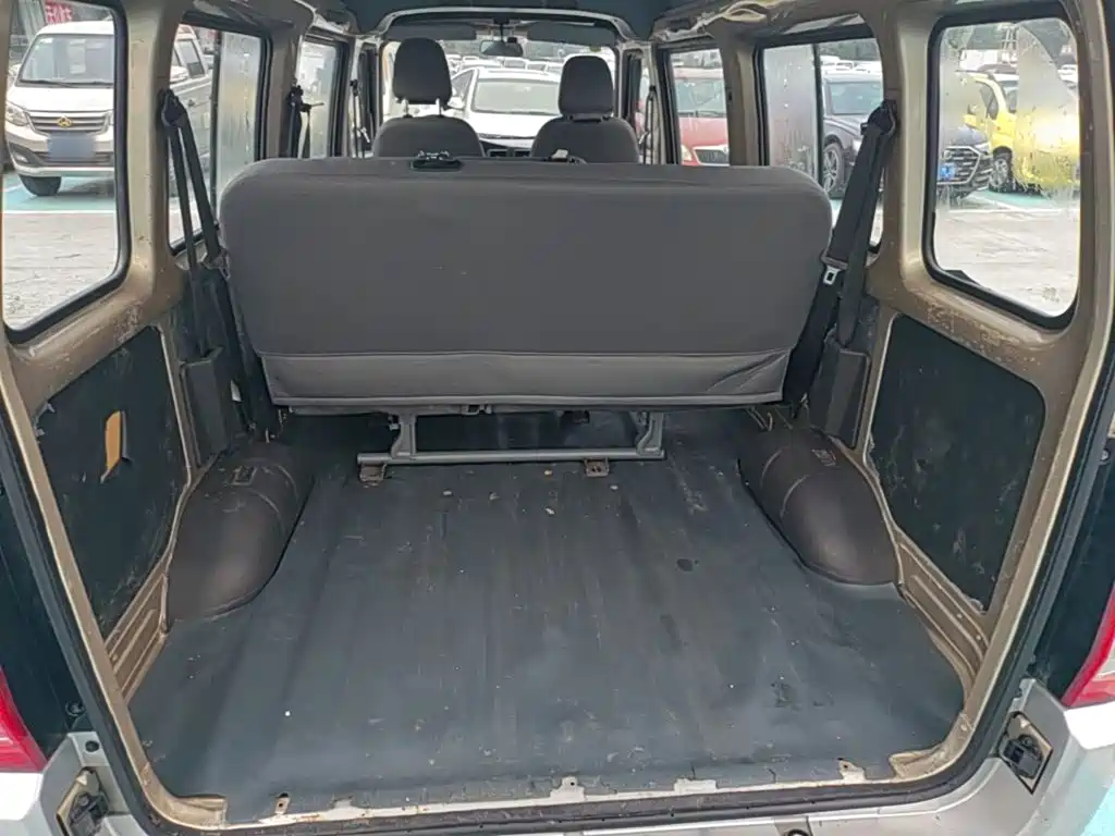 Wuling Rongguang — миниатюра 19