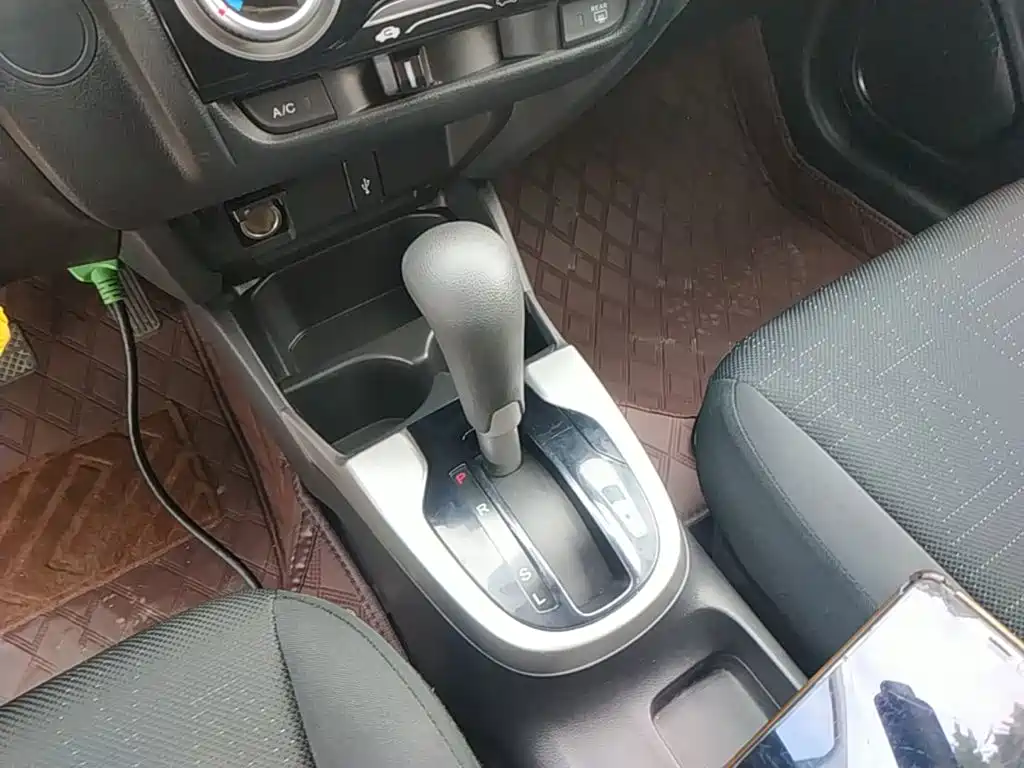 Honda Fit — миниатюра 14