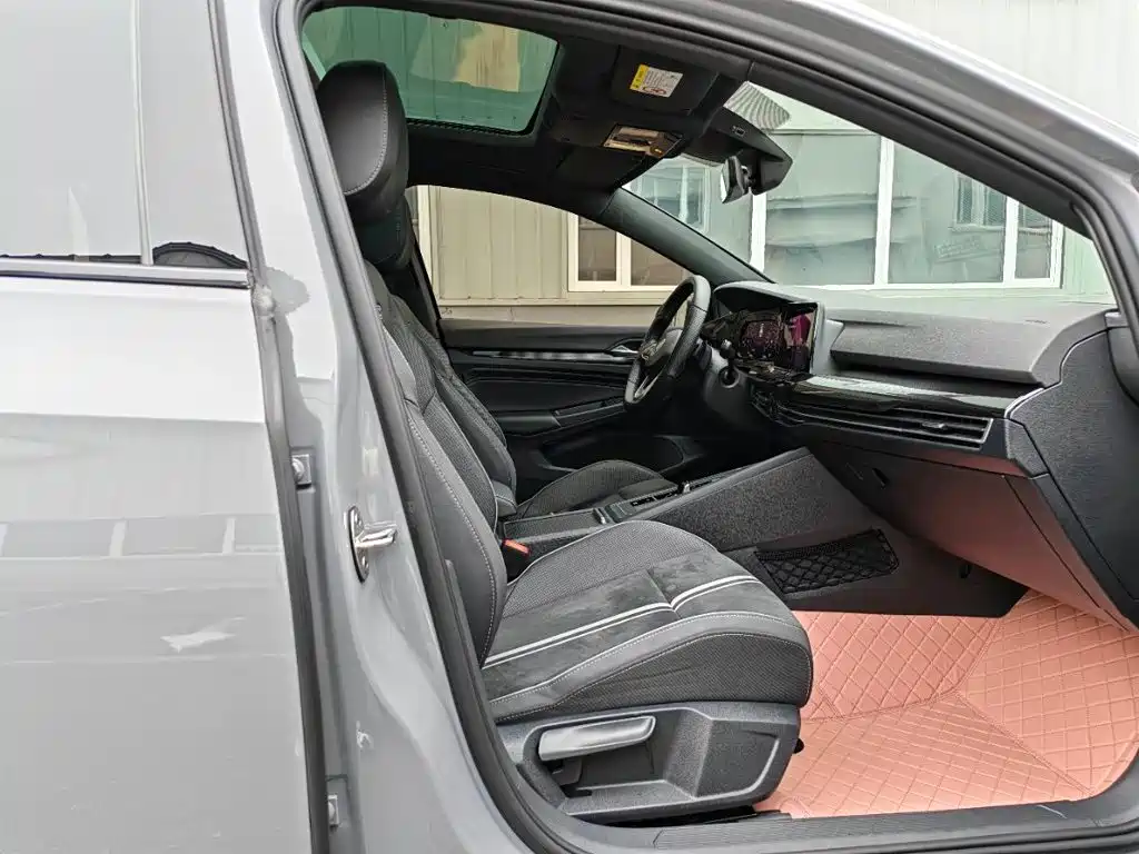Volkswagen Golf — миниатюра 13
