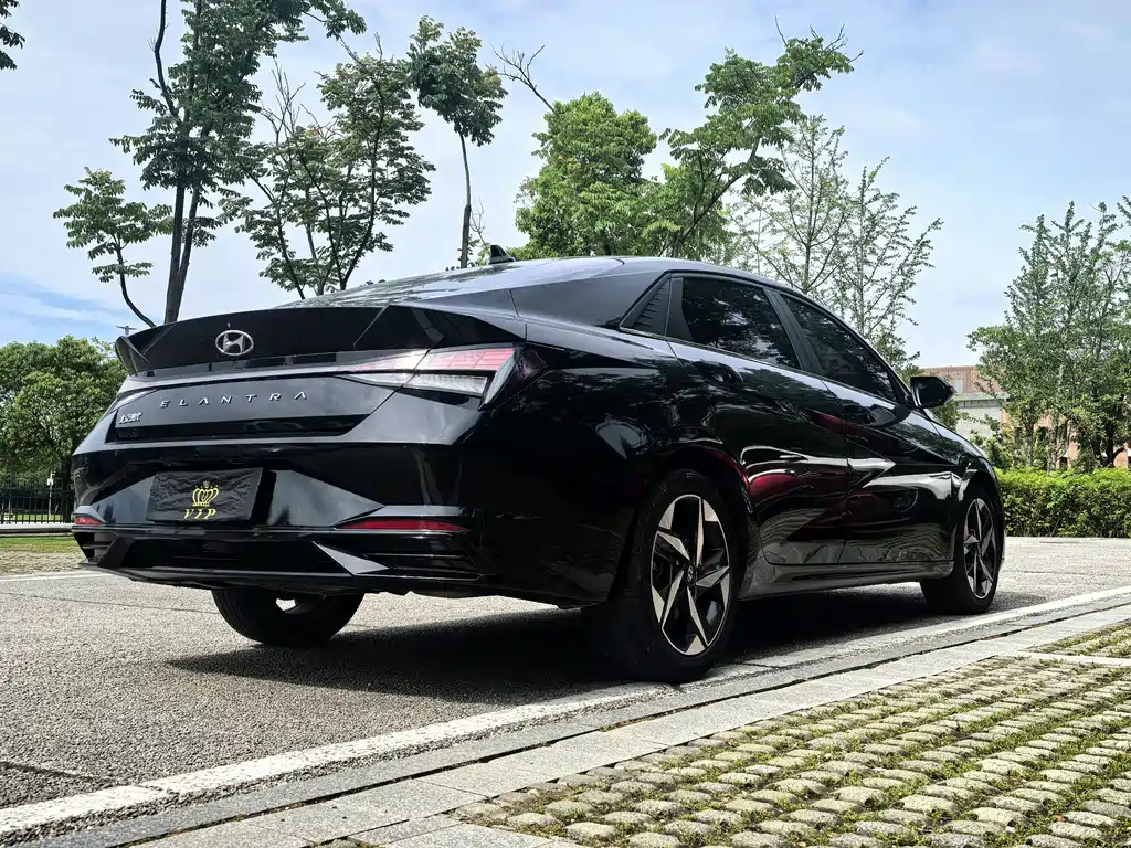 Hyundai Elantra 2021 1.5L CVT GLX Elite