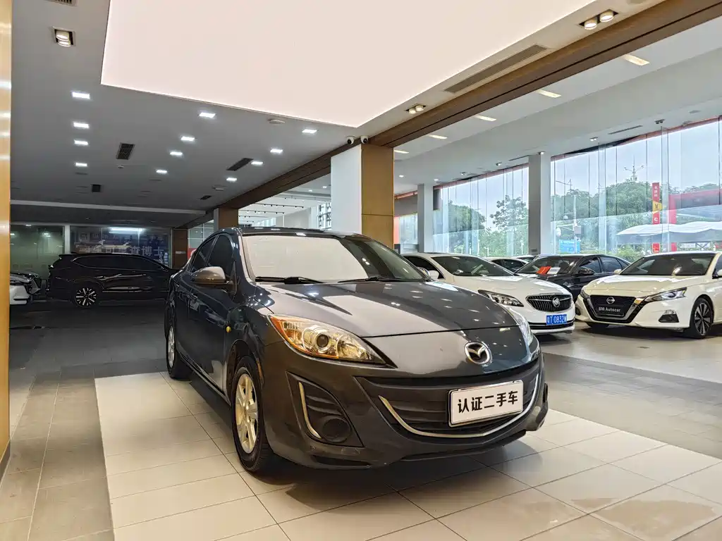 Mazda Mazda3 3 2015 1.6L AT Comfort